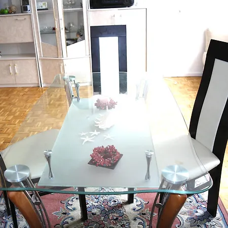 Kudamm Apartment West Central City Berlin