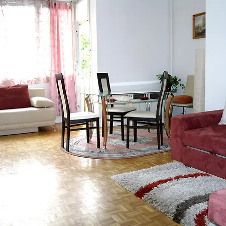 Apartment Kudamm West *